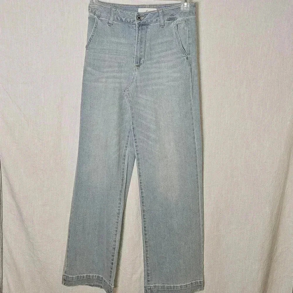 KanCan Denim - SOLD Kancan Celine Ultra High Rise Wide Leg Light Wash Jeans SZ 7/27